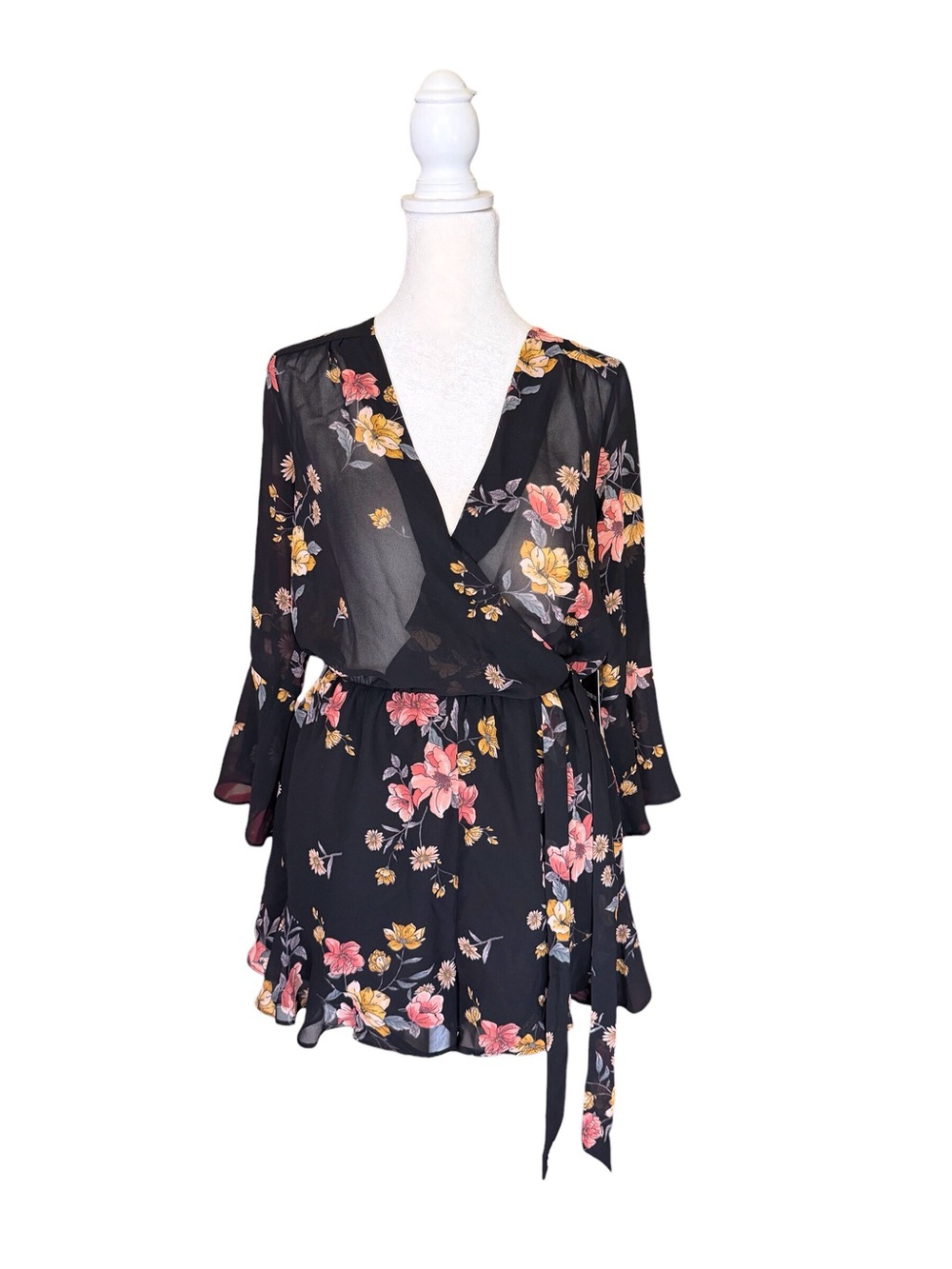 Forever 21 Floral Black chiffon floral Wrap Romper shorts 3/4 bell sleeve size S